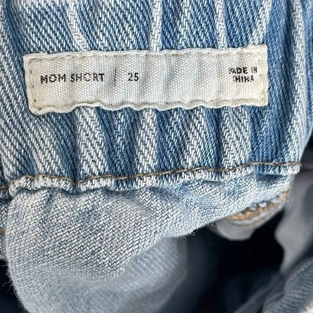 PacSun Shorts Women's Size 25 Mom Shorts